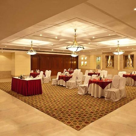 The Bristol Hotel Gurgaon Eksteriør billede
