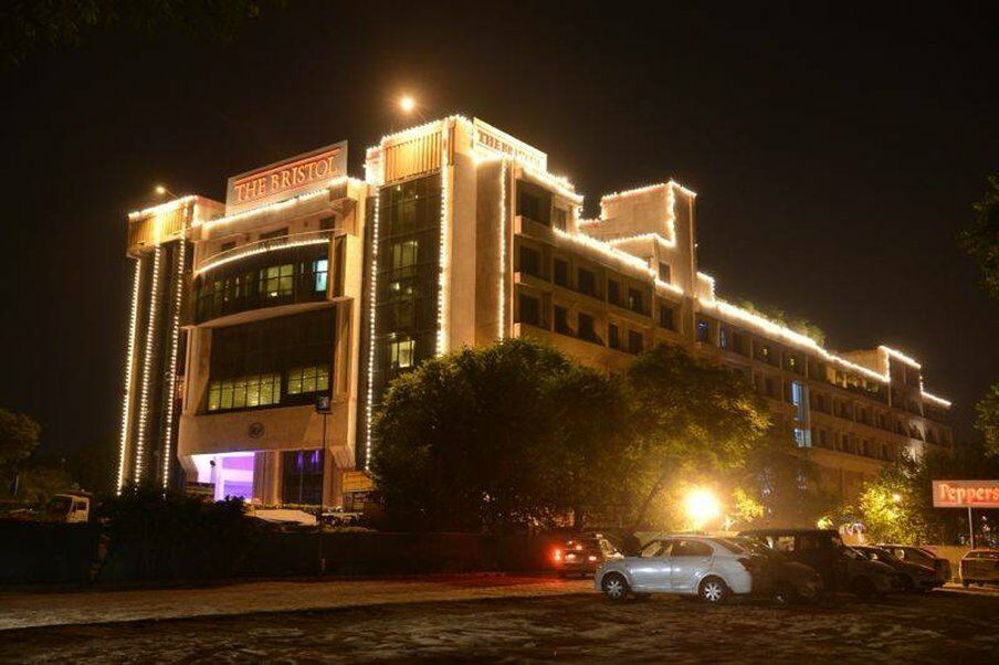 The Bristol Hotel Gurgaon Eksteriør billede