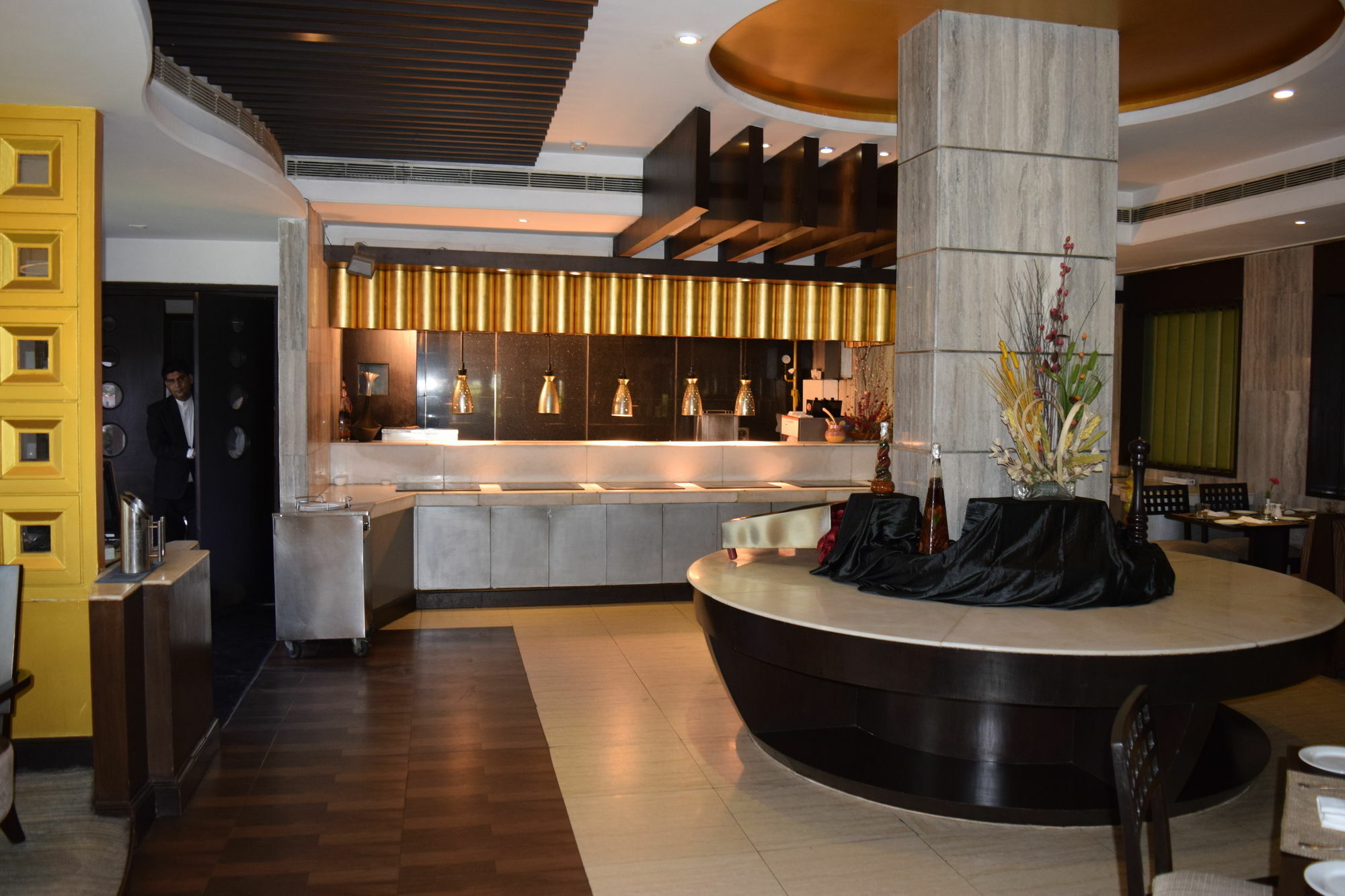 The Bristol Hotel Gurgaon Eksteriør billede
